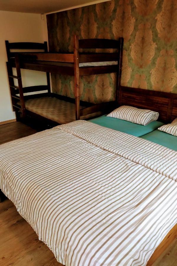 Apartment Eskadra Horni Mala Upa Bilik gambar